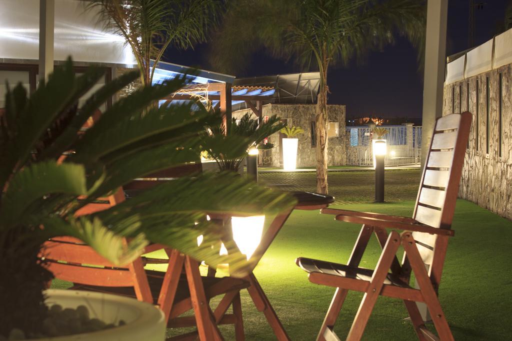 El Caseron De Conil & Spa Коніль-де-ла-Фронтера Екстер'єр фото
